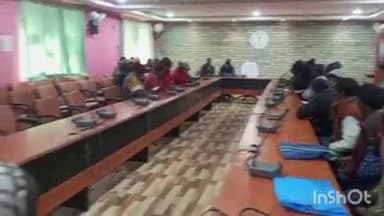 नाला: नाला प्रखंड सभागार में किसान मेला के सफल आयोजन हेतु कृषक मित्रों के साथ हुई बैठक