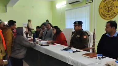 रुधौली: रुधौली तहसील में आयोजित संपूर्ण समाधान दिवस पर डीएम व एसपी ने सुनी जन समस्याएं