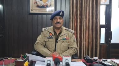 16 ਦਸੰਬਰ ਨੂੰ ਬਟਾਲਾ ਦੇ ਭੀੜ ਭਾੜ ਵਾਲੇ ਇਲਾਕੇ ਡੇਹਰਾ ਰੋਡ ਵਿਖੇ ਕਰਿਆਨੇ ਦੀ ਦੁਕਾਨ ਤੇ ਗੋਲੀ ਚਲਾ ਕੇ ਫਰਾਰ ਹੋਣ ਵਾਲੇ ਦੋਸ਼ੀ ਨੂੰ ਬਟਾਲਾ ਪੁਲ...