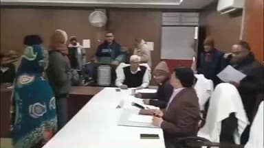 मिल्कीपुर: संपूर्ण समाधान दिवस पर तहसील सभागार में एडीएम प्रशासन ने अधिकारियों से कहा- शिकायतकर्ताओं को ना करें परेशान