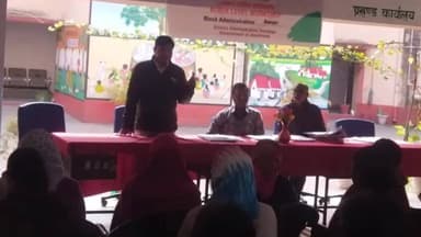 बांसजोर: बांसजोर प्रखंड कार्यालय में सुशासन सप्ताह का उद्घाटन, संबंधित विभागों द्वारा स्टॉल लगाए गए