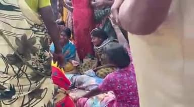 போச்சம்பள்ளி: மாதம்பதி கிராமத்தில் பள்ளி வாகன விபத்தில் சிக்கி இரண்டு வயது குழந்தை தலை நசுங்கி உயிரிழப்பு