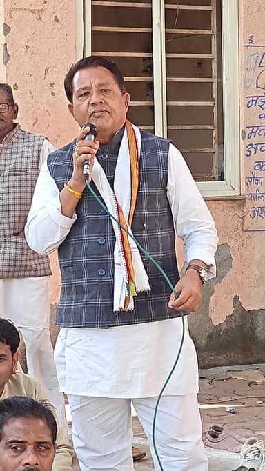 आज जिला कांग्रेस कमेटी अशोकनगर द्वारा मुख्यमंत्री श्री मोहन यादव जी के नाम sdm महोदय को ज्ञापन सौंपा गया।