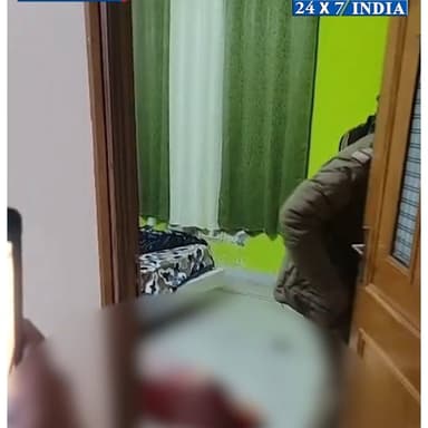 विकासनगर में दर्दनाक घटना नामी अधिवक्ता के बेटे ने खुद को मारी गोली #Vikasnagar #BreakingNews #UttarakhandPolice
.
.
.#...