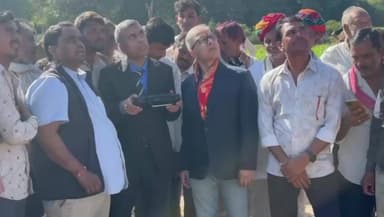 बेगुं: केंद्रीय नारकोटिक्स ब्यूरो ने बेगू उपखंड क्षेत्र के बिछोर में कृषि ड्रोन का प्रदर्शन किया