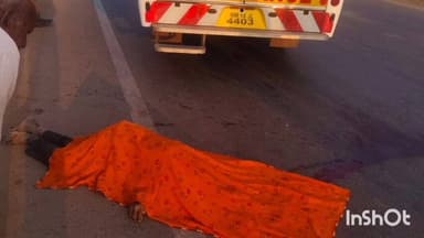 गुरूर: ग्राम पुरूर में सड़क हादसे के बाद वाहन चालक के खिलाफ मामला दर्ज, ट्रक की चपेट में आने से 72 वर्षीय बुजुर्ग की मौत