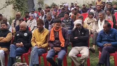 चंदौसी: चंदौसी बहजोई राष्ट्रीय राजमार्ग पर स्थित संत गाडगे भवन पर मनाई गई पुण्यतिथि, क्षेत्रीय लोग रहे मौजूद