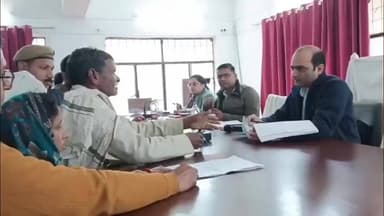 कुंडा: कुंडा तहसील पहुंचे डीएम ने सुनी शिकायतें, 8 का हुआ निस्तारण