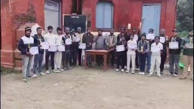 झाझा: झाझा रेलवे स्टेशन क्लब परिसर में आयोजित खेलकूद प्रतियोगिता में खिलाड़ियों ने दिखाई अपनी प्रतिभा