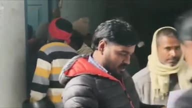 गायघाट: गायघाट में भूमि विवाद के निपटारे के लिए जनता दरबार का आयोजन, 8 लंबित मामलों की जांच जारी