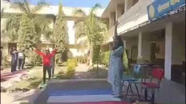 आबू रोड: आबूरोड में आर्ट ऑफ़ लिविंग ने लोको पायलट को कराया ध्यान योग अभ्यास, विश्व ध्यान दिवस से पहले हुआ कार्यक्रम