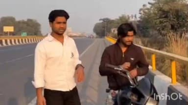 गढ़मुक्तेश्वर: अठसैनी फ्लाईओवर पर दिव्यांग युवक ने 50 फीट ऊंची रेलिंग पर कसरत कर UP के सभी दिव्यांगों को दिया ₹1 लाख 71 हजार का चैलेंज