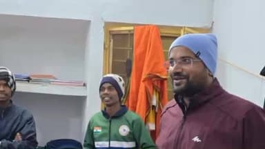 बहरी: कुसमी एसडीएम ने किया एकलव्य छात्रावास का निरीक्षण