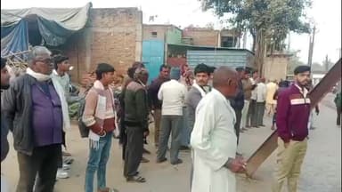 भांडेर: अयोध्या बस्ती के पास ट्रैक्टर की टक्कर से मकान पर गिरा बिजली का खम्भा, मकान क्षतिग्रस्त, टला बड़ा हादसा