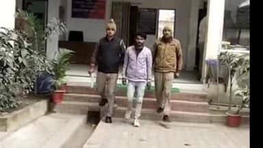 बहेड़ी: कठर्रा रेलवे क्रासिंग के पास पुलिस ने नाबालिग अपहरण मामले में वांछित अभियुक्त को गिरफ्तार कर जेल भेजा