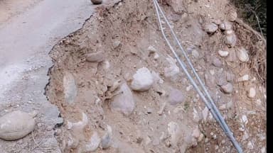 धर्मपुर: समौड़-मढ़ी सड़क 6 माह से बंद, डंगा न लगने से बस सेवा ठप, ग्रामीणों में भारी रोष