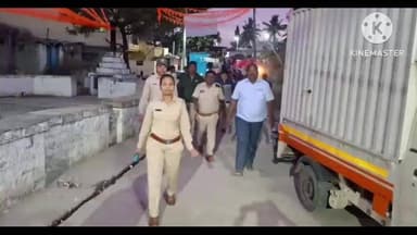 ತಾಳಿಕೋಟಿ: ಪಟ್ಟಣದ ಪ್ರಮುಖ ಬೀದಿಗಳಲ್ಲಿ ಪೊಲೀಸ್ ಅಧಿಕಾರಿಗಳಿಂದ ಪುಟ್ ಪೆಟ್ರೋಲ್ ಲಿಂಗ್