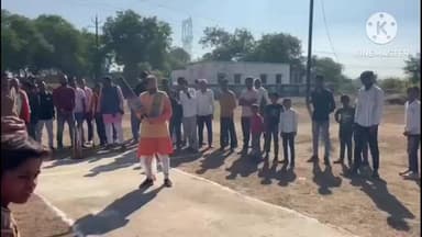 हटा: घुटरिया में क्रिकेट टूर्नामेंट में कैबिनेट मंत्री कुसमरिया ने लगाया शॉट, वीडियो वायरल