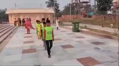 ফলতা: ফলতা অবৈতনিক প্রাথমিক বিদ্যালয়ের পক্ষ থেকে শিক্ষামূলক ভ্রমণ দীঘার জগন্নাথ মন্দির