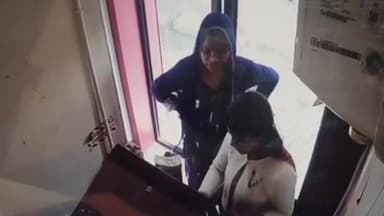 अकलतरा: अकलतरा के पंजाब नेशनल बैंक के ATM से 57 हजार की लूट, CCTV में 1 बदमाश हुआ कैद, रुपये रिफिल करते वक्त हुई घटना