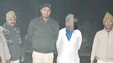 केवटी रनवे: केवटी थाना पुलिस की बड़ी कार्रवाई, वारंटी भजन यादव गिरफ्तार
