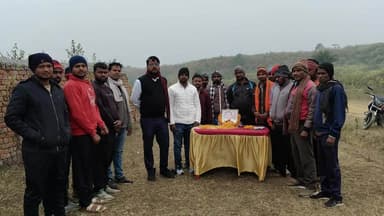 पीरटांड: राष्ट्रीय कोलियरी मजदूर संघ ने सीसीएल खदान के पास रामचंद्र मिश्रा की 15वीं पुण्यतिथि मनाई