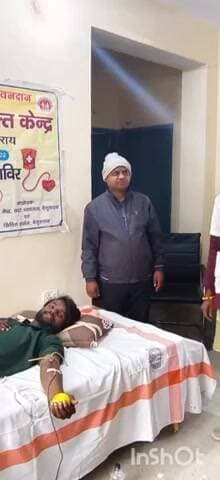 छौड़ाही: छौडाही में स्वैच्छिक रक्तदान शिविर का सफल आयोजन, परिवार सहित लोगों ने रक्तदान कर दिया संदेश