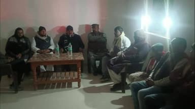 बेंगाबाद: राज्यसभा सांसद डॉ. सरफराज अहमद ने गांडेय प्रखंड का दौरा किया, लोगों की समस्याएं सुनीं और समाधान का भरोसा दिया