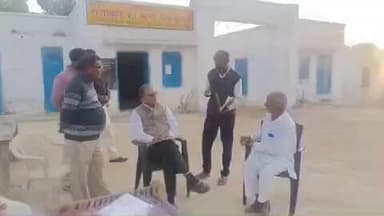 रायसिंहनगर: रायसिंहनगर के उपखंड अधिकारी ने बाजूवाला स्थित गौशाला का किया निरीक्षण