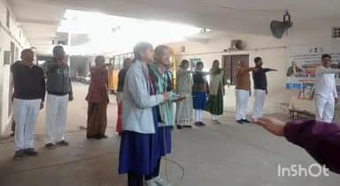 पारशिवनी: तालुक्यातील नुतन सुरस्वती महाविद्यालय कांद्री येथे संविधानजागर अभियाना अंतर्गत "माझे संविधान" या विषयावर निबंध स्पर्धा.