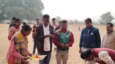 सोनुआ: वनवासी कल्याण केंद्र की खेलकूद प्रतियोगिता संपन्न, सोनुआ के निश्चितपुर की फुटबॉल टीम बनी जिला चैंपियन