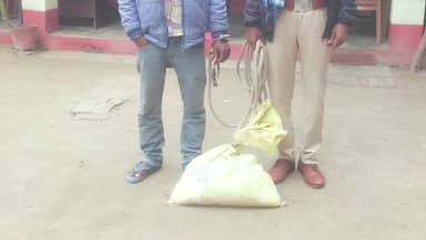 डंडारी: डंडारी पुलिस ने बिशनपुर से 30 लीटर देसी शराब के साथ एक शराब कारोबारी को किया गिरफ्तार