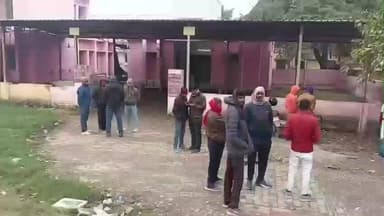 सकलडीहा: रानेपुर गांव के पास ऑटो पलटने से एक युवक की मौत, एक घायल