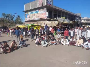 माकड़ोन: डेम के पानी को लेकर किसानों ने मंडी गेट पर किया चक्का जाम, 15 पर FIR