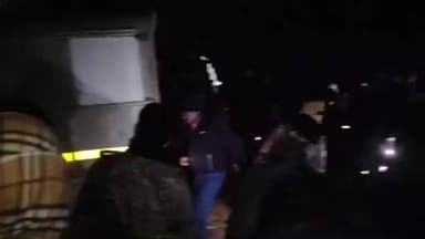 महेशपुर: महेशपुर-नारायणगढ़ गांव में घर में घुसा पिकअप, घायल महिला की इलाज के दौरान मौत