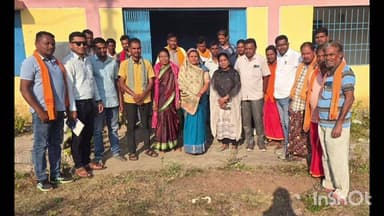 तोकापाल: तोकापाल मण्डल के शक्ति केन्द्र चोंडी मेटावाड़ा में संगठनात्मक बैठक एवं मतदाता सूची के गहन पुनरीक्षण (SIR) को लेकर बैठक