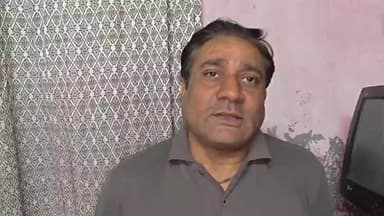 લીંબડી: લીંબડી શહેર માં કેટલાક ખેડુતો ના ખાતામાં ખેડૂત સહાય નો એકજ હપ્તો જમા થતા બીજા હપ્તા માટે ખેડૂતો ને ધરમ ધક્કા