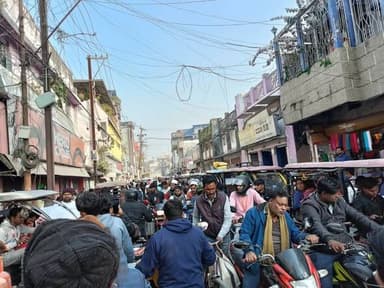 किशनगंज रमजानपुल में भीषण जाम जाम की समस्या से राहगीर बेहद परेशान