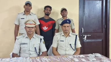 ପୋଲସରା: ଚୋରୀ ଘଟଣା ରେ ଜଣେ ବ୍ୟକ୍ତି ଙ୍କ ସହ ବିପୁଳ ପରିମାଣ ର ସୁନା ରୁପା ଅଳଙ୍କାର ଜବତ କଲା ପୋଲସରା ପୋଲିସ