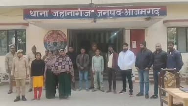 #वोट की #भूख में #लाठियां #खनकी, #चुनावी #तपिस बनी लाठी-डंडों की आग, #जहानागंज #थानाध्यक्ष #अतुल मिश्रा ने समय की नजाकत ...