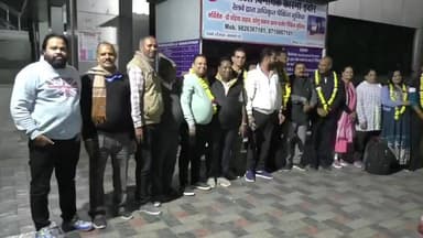 नागदा: नागदा व्यापारी संघ के सदस्य 6 दिवसीय गोवा-मुंबई पारिवारिक यात्रा के लिए रवाना