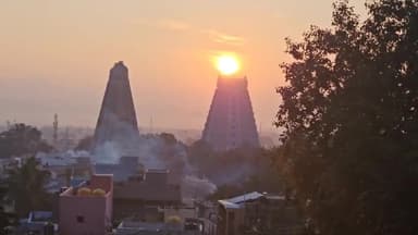 திருவண்ணாமலை: மனநலம் பாதிக்கப்பட்டதாக சொல்லப்படும் ஒருவர் கிரிவலம் சென்றவர்களிடம் ஏதோ தகராறு ஈடுபட்டதாக கூறி புரட்டி எடுக்கும் வீடியோ சமூக வலைதளத்தில்