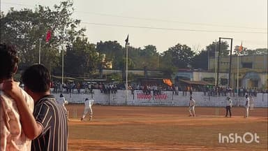 डौण्डीलोहारा: श्रीराम ट्रॉफी के दूसरे सेमीफाइनल में सुपर ओवर तक चले रोमांचक मैच में विदर्भ ने बिहार को हराया