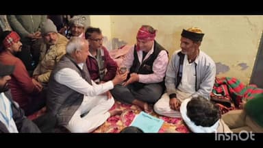 दूनी: नगरफोर्ट में विधायक राजेंद्र गुर्जर ने अनशनकारियों को ज्यूस पिलाकर खत्म करवाया अनशन, जानिए क्यों