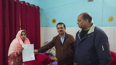 लहरपुर: लहरपुर में डिप्टी सीएमओ ने सीएचसी और ग्राम स्वास्थ्य, पोषण दिवस के तहत आंगनबाड़ी केंद्र का किया निरीक्षण