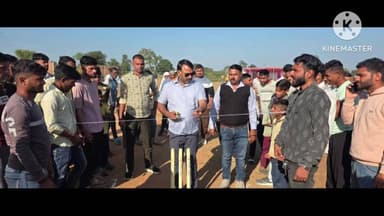 पिछोर: ग्राम मनगुली में जय चकरार सरकार क्रिकेट टूर्नामेंट का क्षेत्रीय विधायक के पुत्र राकेश लोधी ने किया शुभारंभ