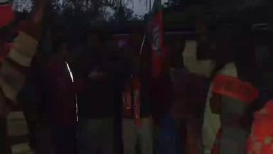 হেমতাবাদ: বাঙ্গলবাড়ী নৌসরা বুথে পরিবর্তন সভা অনুষ্ঠিত