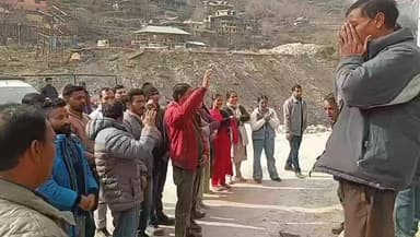 सैंज:- सैंज हाइड्रो पावर इलेक्ट्रिकल प्रोजेक्ट यूनियन सैंज ने परियोजना प्रबंधन क़े खिलाफ परियोजना स्थल सिउंड मे अपनी मांग...