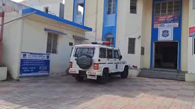 ખંભાત: મેતપુર ખાતે રહેતી 23 વર્ષીય યુવતી રહસ્યમય સંજોગોમાં લાપતા થઈ, પોલીસે જાણવાજોગ નોંધ કરી તપાસ હાથ ધરી.