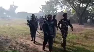 दिघलबैंक: मोहमारी में एसएसबी जवानों ने नेपाल एपीएफ के साथ की बैठक, चलाया गश्ती अभियान